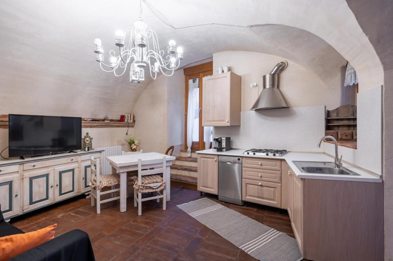 Апартаменты Le Chateau Franciacorta - By Host4U Colombaro  Экстерьер фото