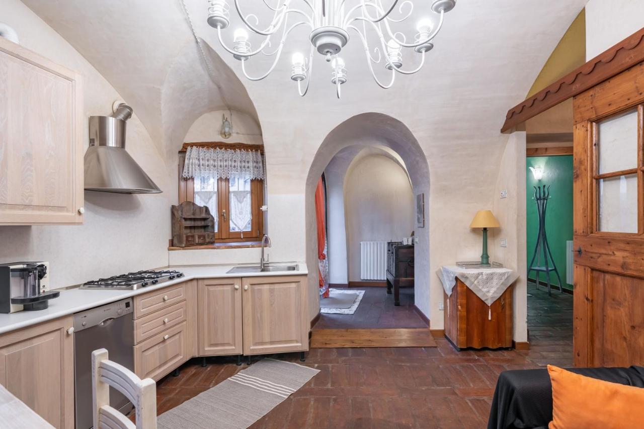 Апартаменты Le Chateau Franciacorta - By Host4U Colombaro  Экстерьер фото